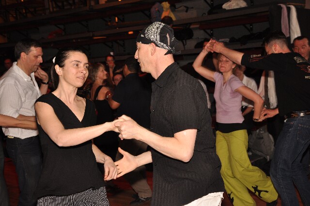 min 2009 04 05 station danse 294